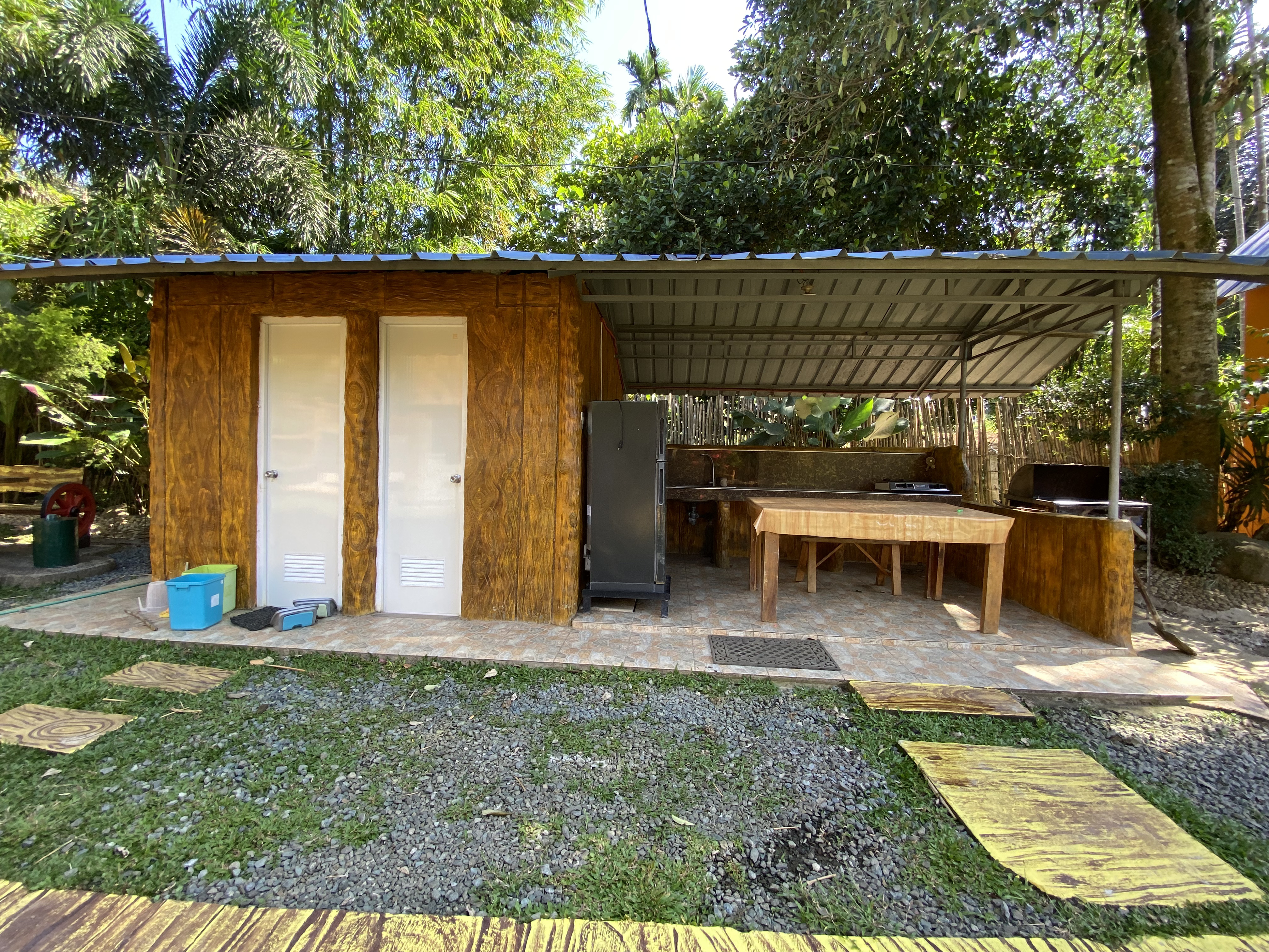 Alfresco Kitchen