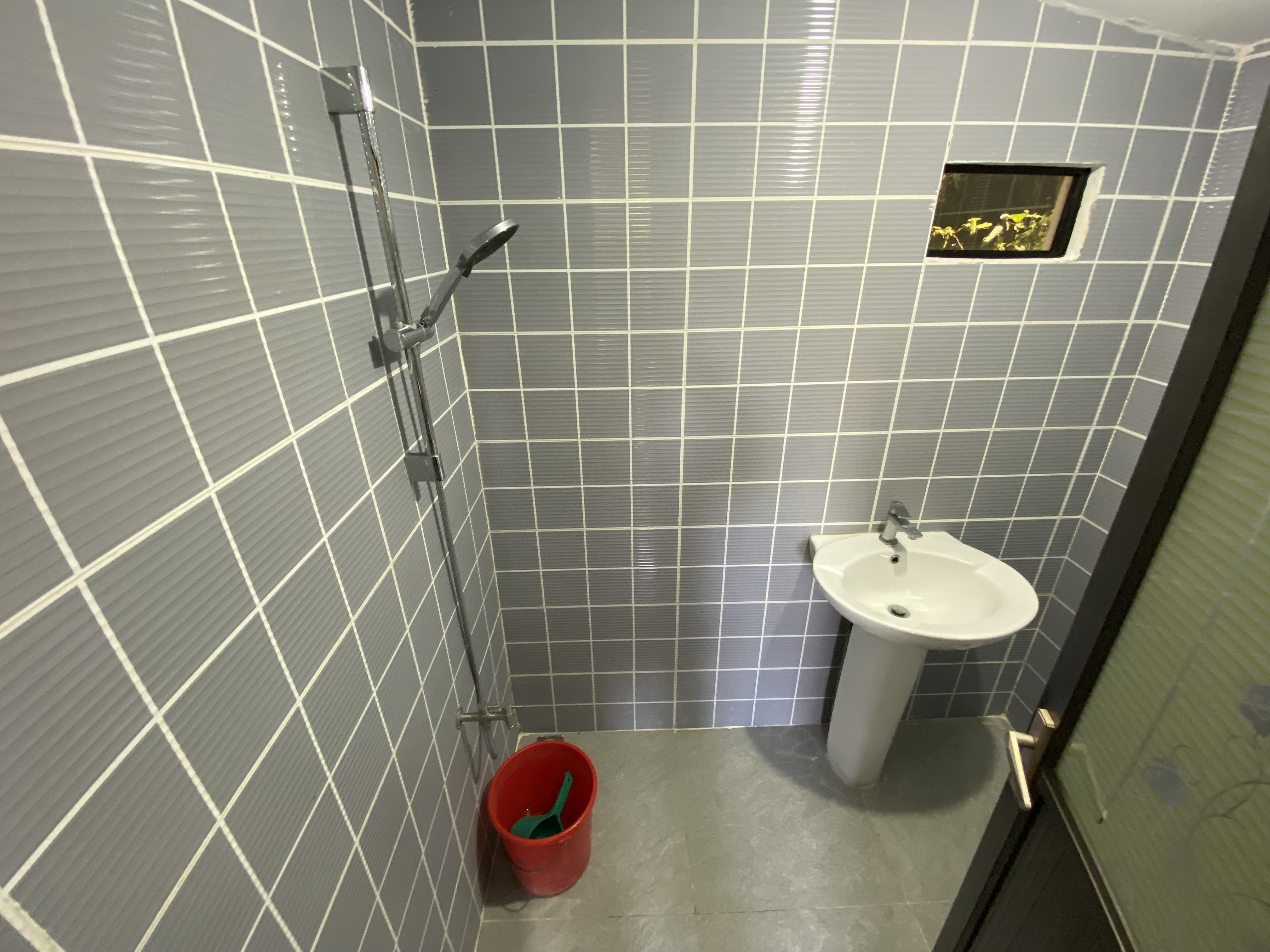 CONCRETE HOUSE view 3